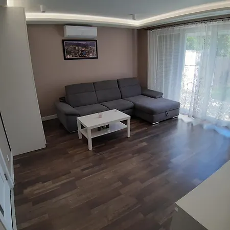 Appartamento Cozy Close To The Airport